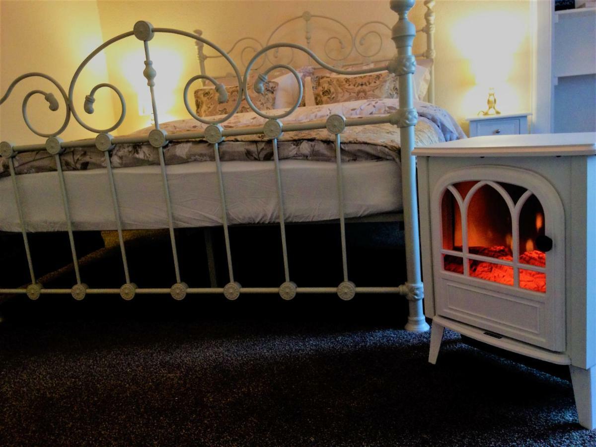 אינברנס Cozy Central Apartment מראה חיצוני תמונה